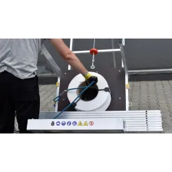 Treuil d'échelle pour panneaux photovoltaïques